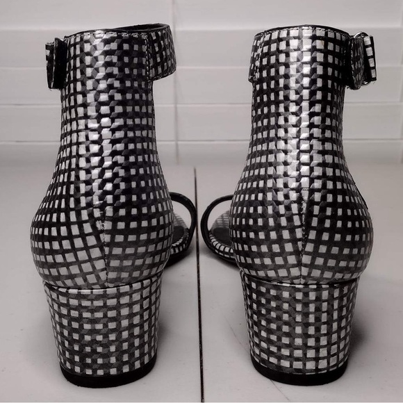 Vince Rita Checkered Sz 7.5 Leather Minimalist Contemporary Ankle Strap Sandals - Picture 8 of 16